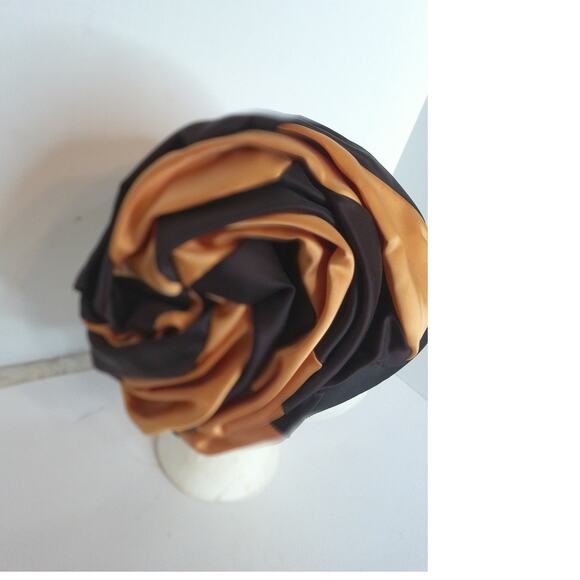 Vintage Satin Swirl Mod Turban Style Hat Cap Rhinestone Detail - Picture 6 of 15